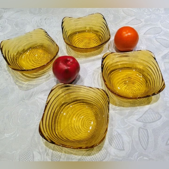 4 hand blown amber swirl, salade bowls - Picture 13 of 15